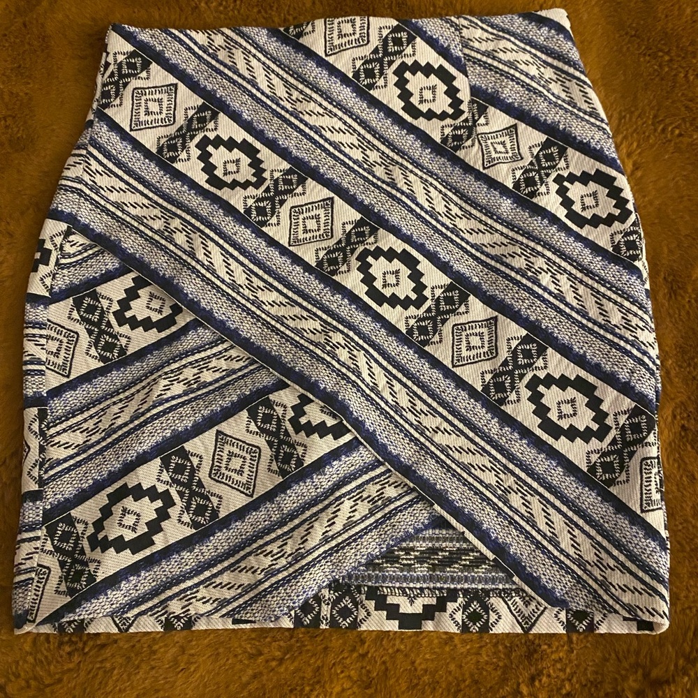 FIFTEEN TWENTY 💕 Aztec Mini Skirt